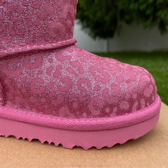 NWT/NIB UGG Toddler Classic II Glitter Leopard Animal Print Boots (sizes 7) - Picture 5 of 7